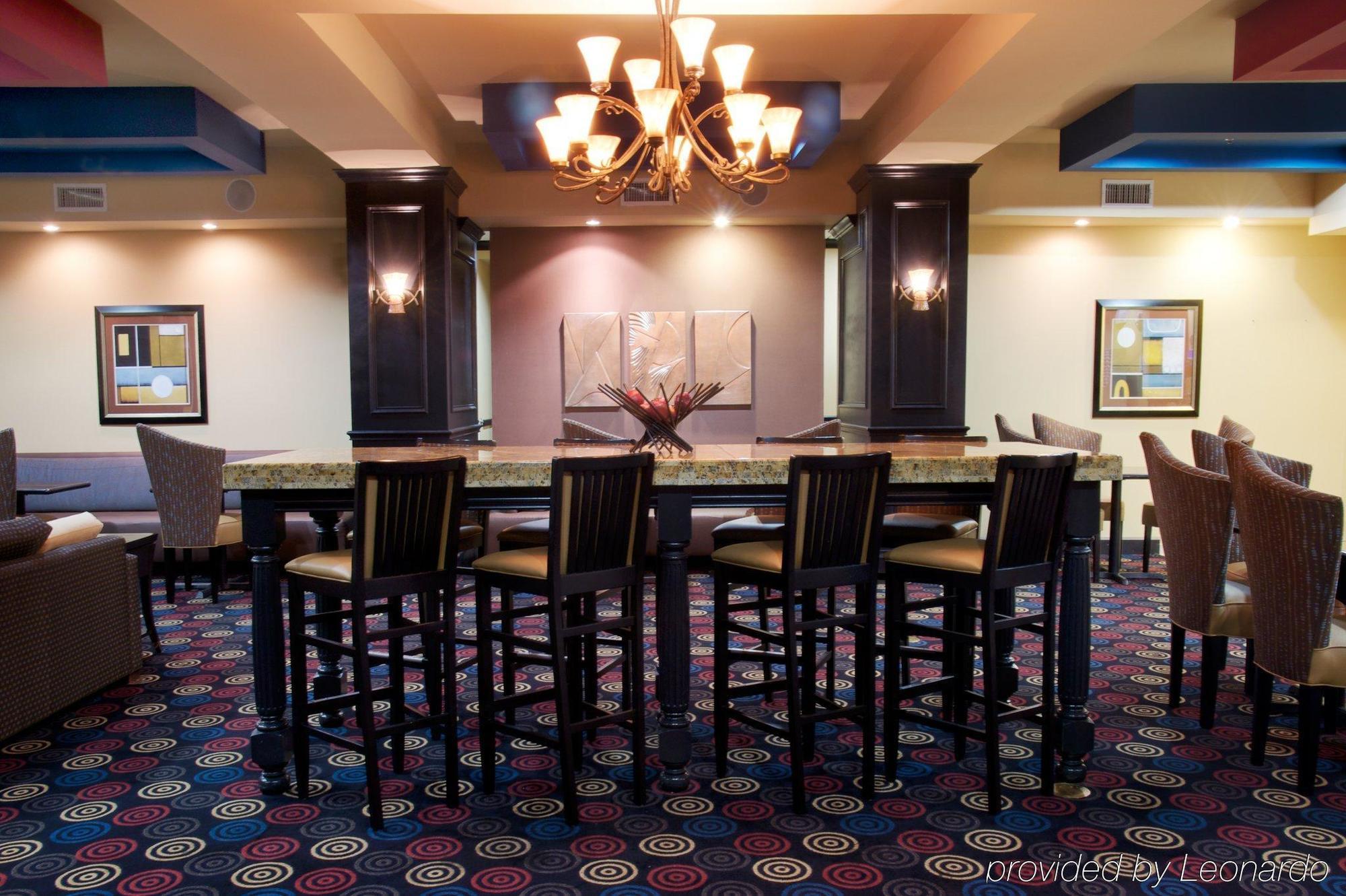 Holiday Inn Express Hotel & Suites Huntsville By Ihg Restaurant photo